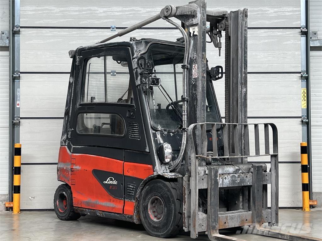 Linde E30L-01 Electric forklift trucks