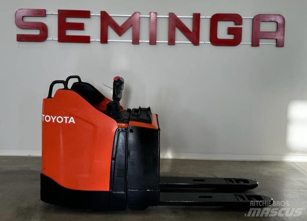 Toyota 10545  LPE200 Lavansiirtotrukit