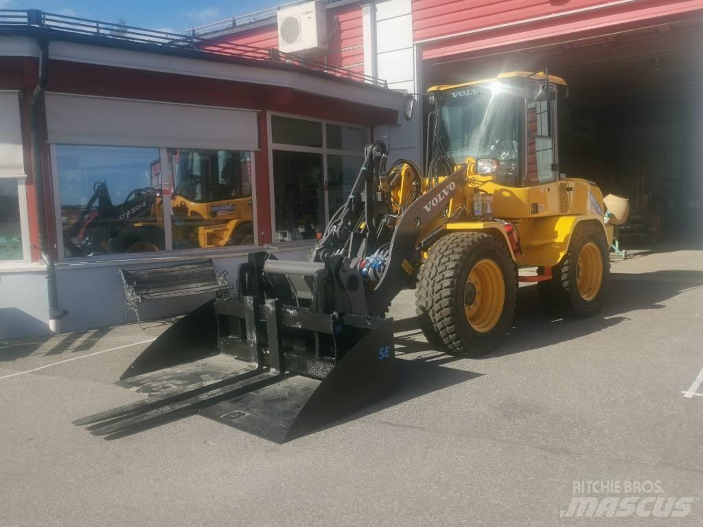 Volvo L35GT, UTHYRES Liukuohjatut kuormaajat