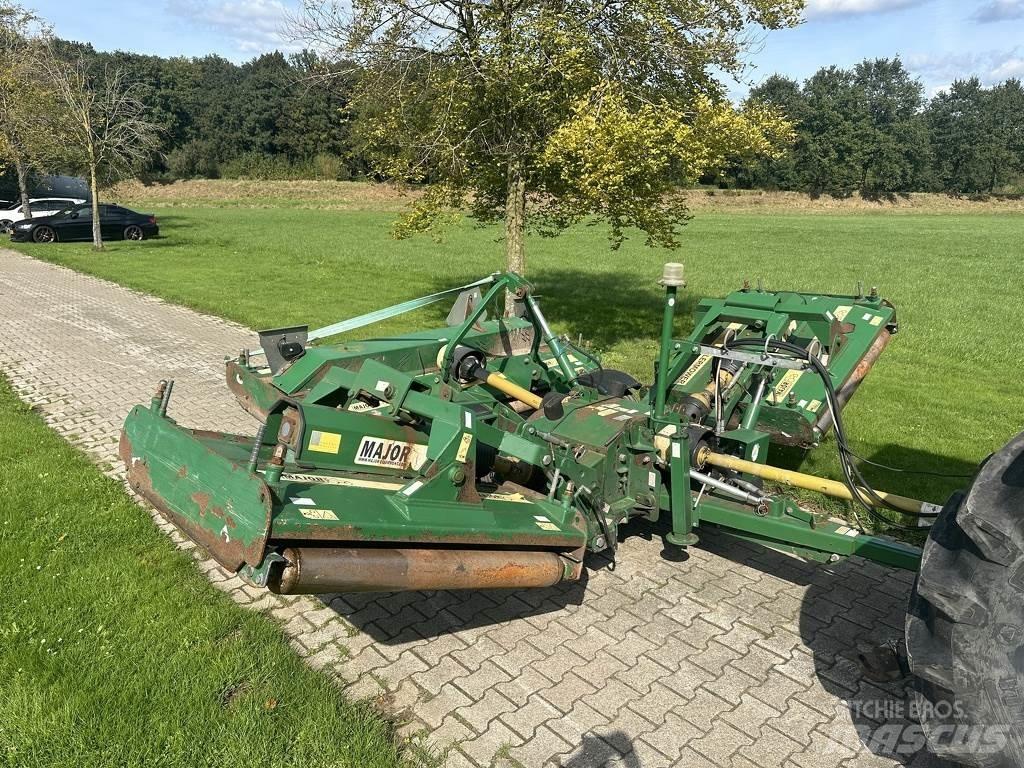 Major TDR 16000 Niittokoneet