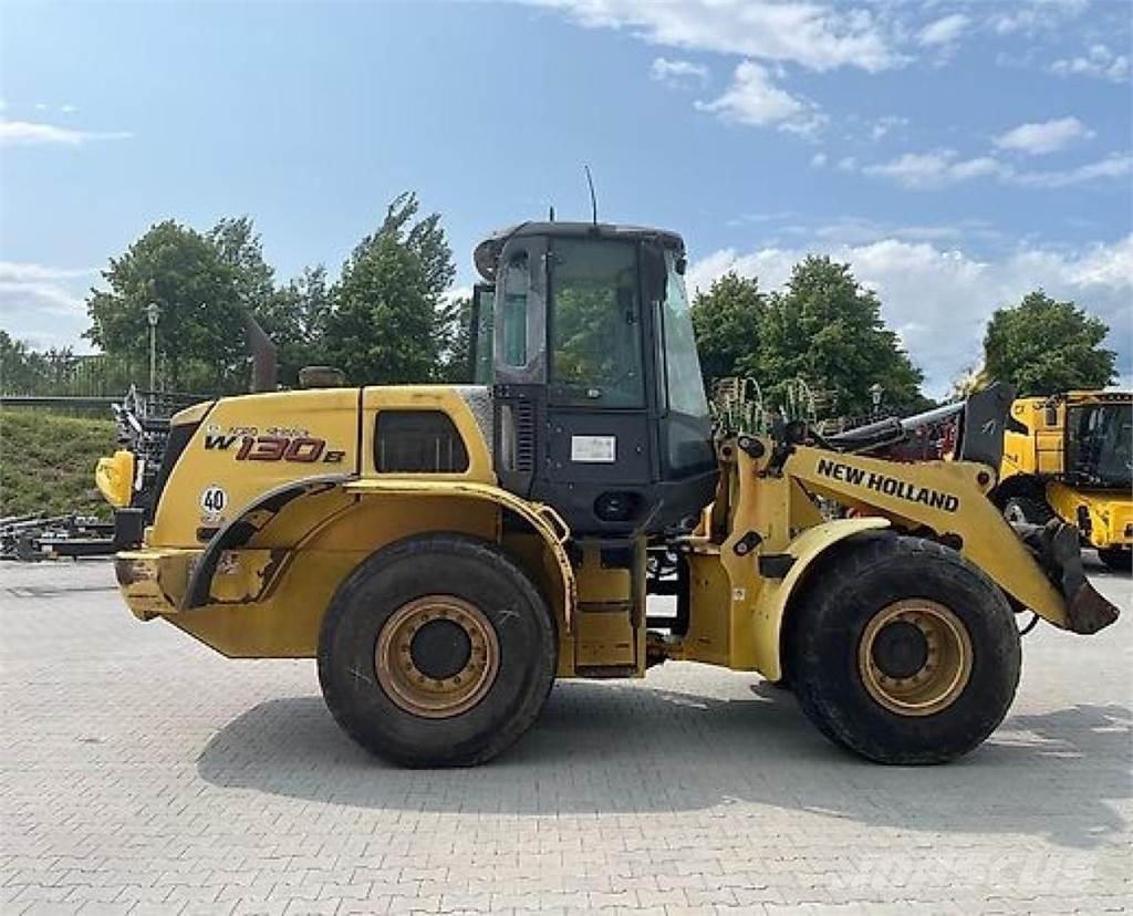 New Holland W 130B Pyöräkuormaajat