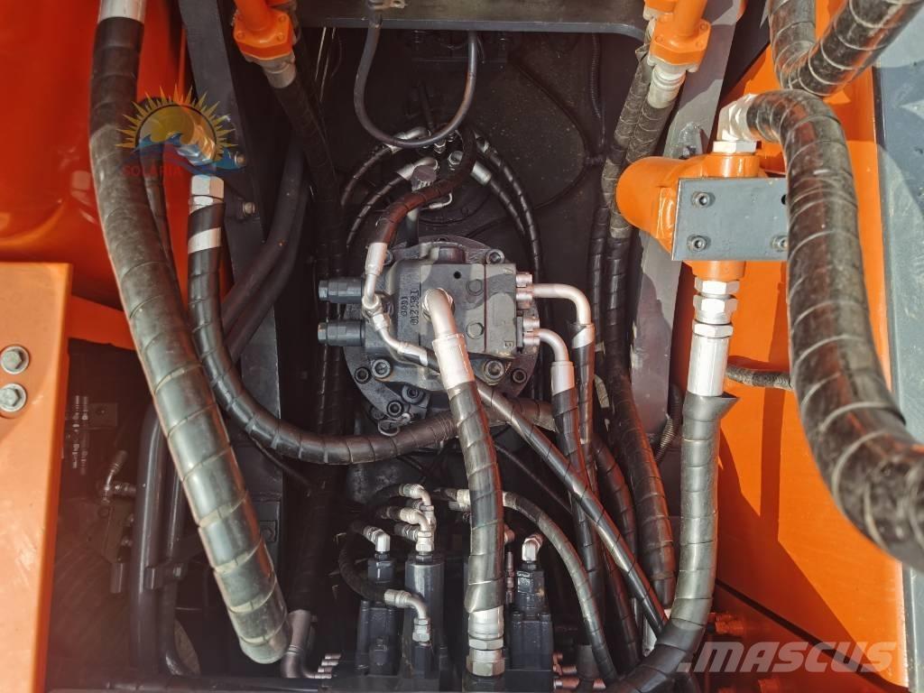 Doosan DX 300 LC Telakaivukoneet