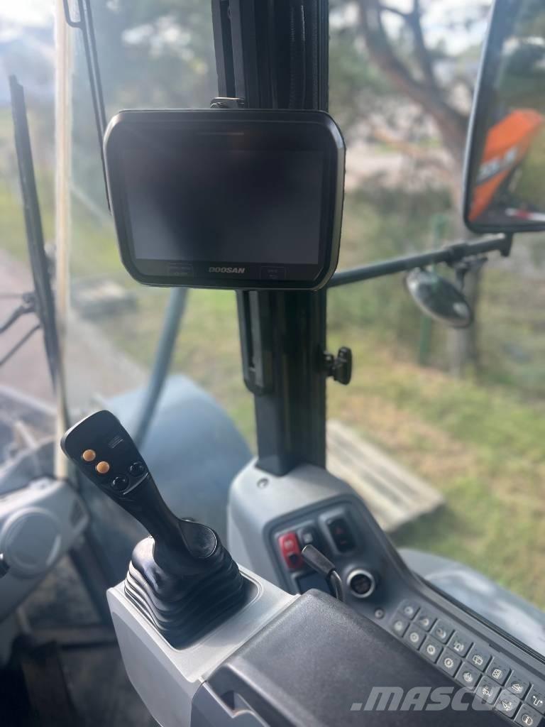 Doosan DL 220-7 Pyöräkuormaajat