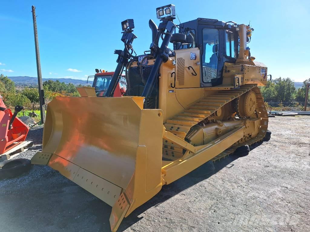 CAT D 6 T Telaketjupuskutraktorit