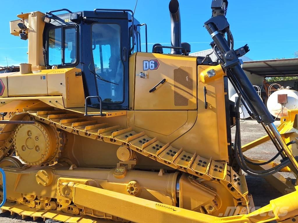 CAT D 6 T Telaketjupuskutraktorit