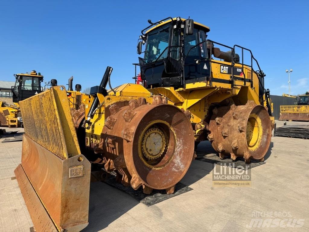 CAT 826K Kaatopaikkajyrät