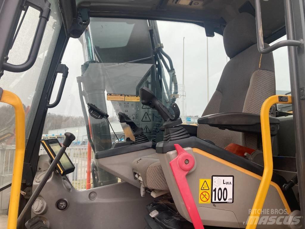 Volvo EC 140 EL Telakaivukoneet