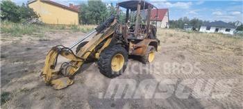 CAT 908 capital Moottorit