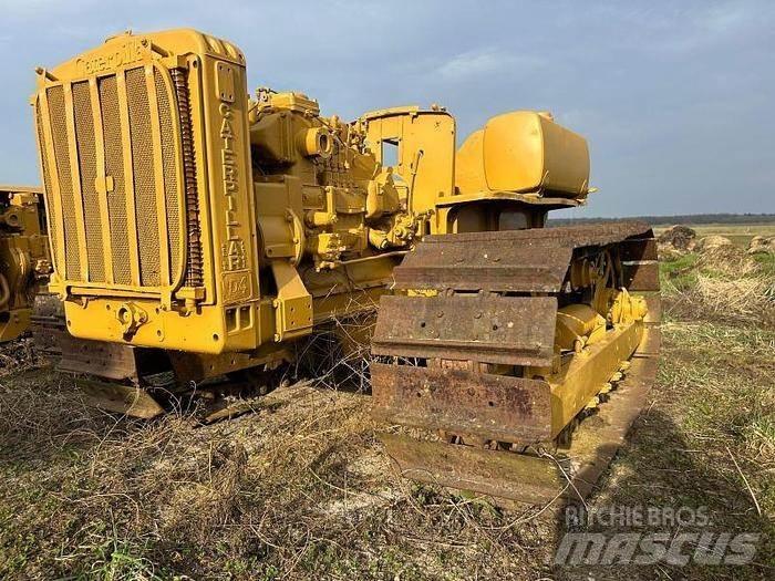 CAT D4 - Telaketjupuskutraktorit