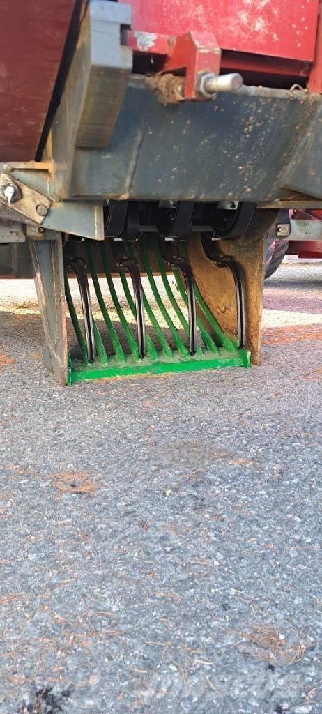 Juko KK 4 Kivenkeräyskoneet