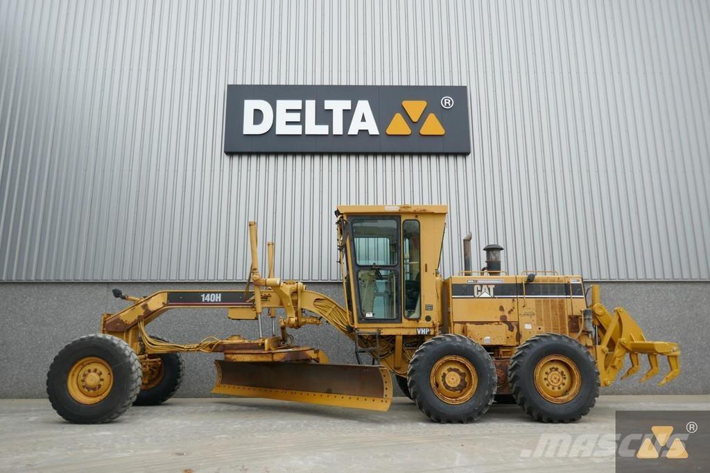CAT 140H Tiehöylät