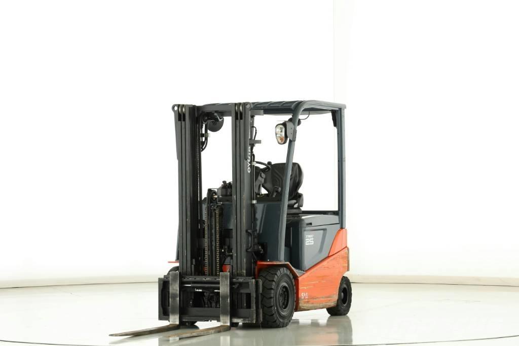 Toyota 8 FBMT 25 Sähkötrukit