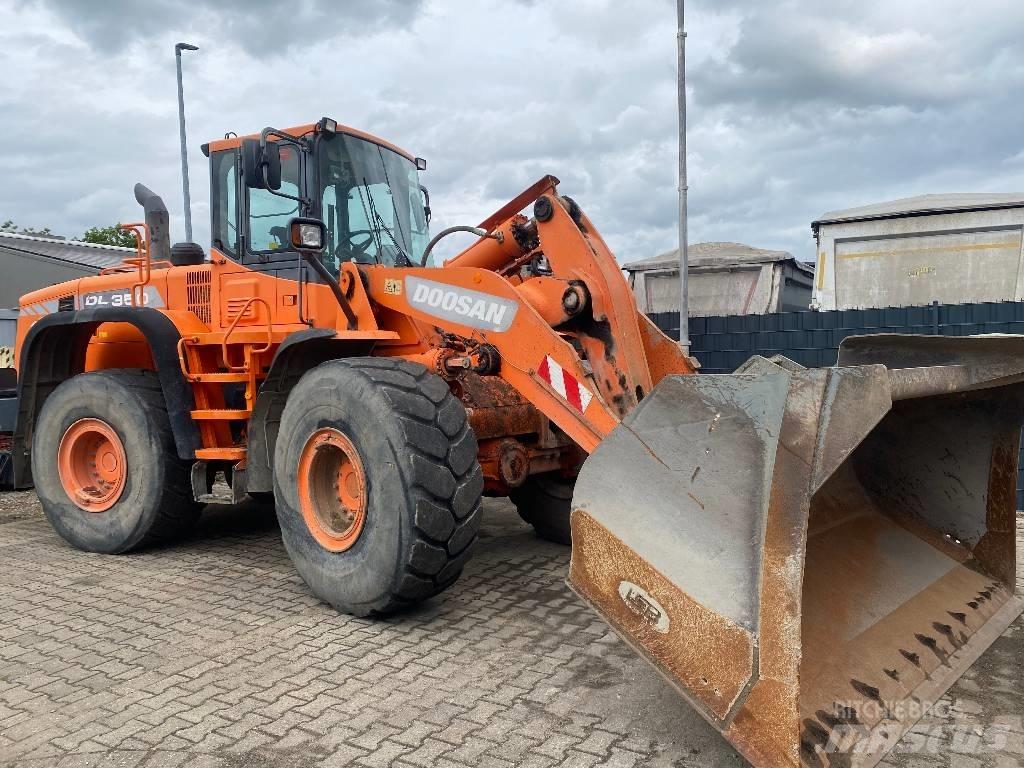 Doosan DL 350-3 Pyöräkuormaajat