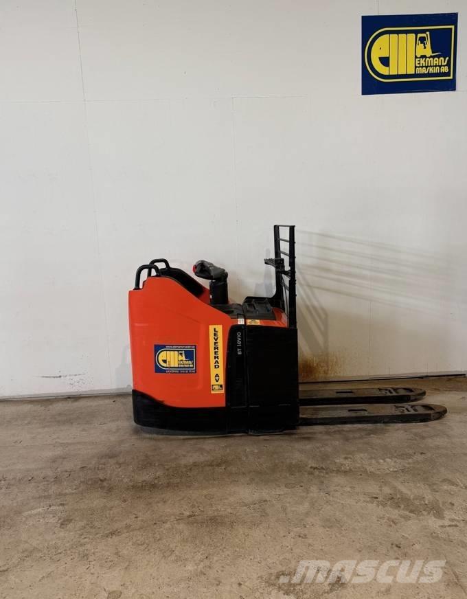 BT truck LPE 220 Lavansiirtotrukit ajotasolla