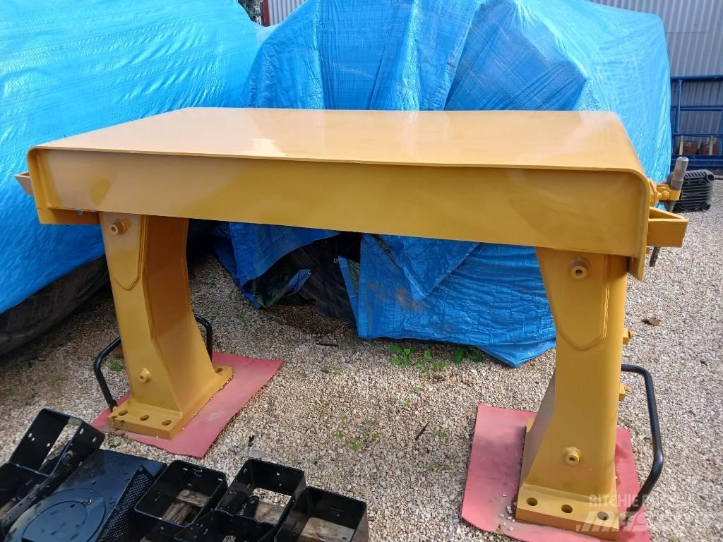 CAT D 10 N Telaketjupuskutraktorit