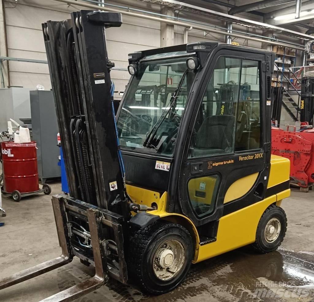 Yale GDP30VX Dieseltrukit