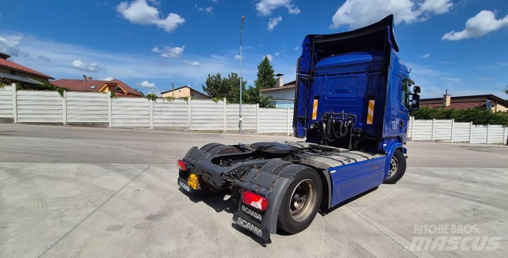 Scania R 450 Vetopöytäautot