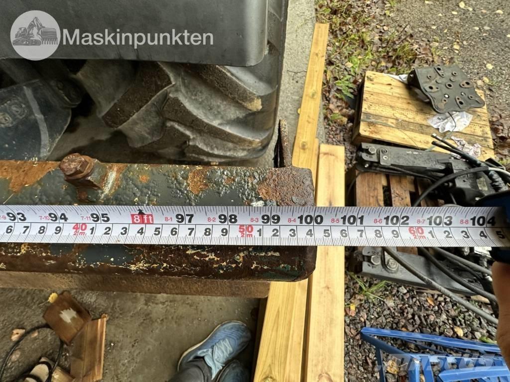 Komatsu PW 148-8 Pyöräkaivukoneet