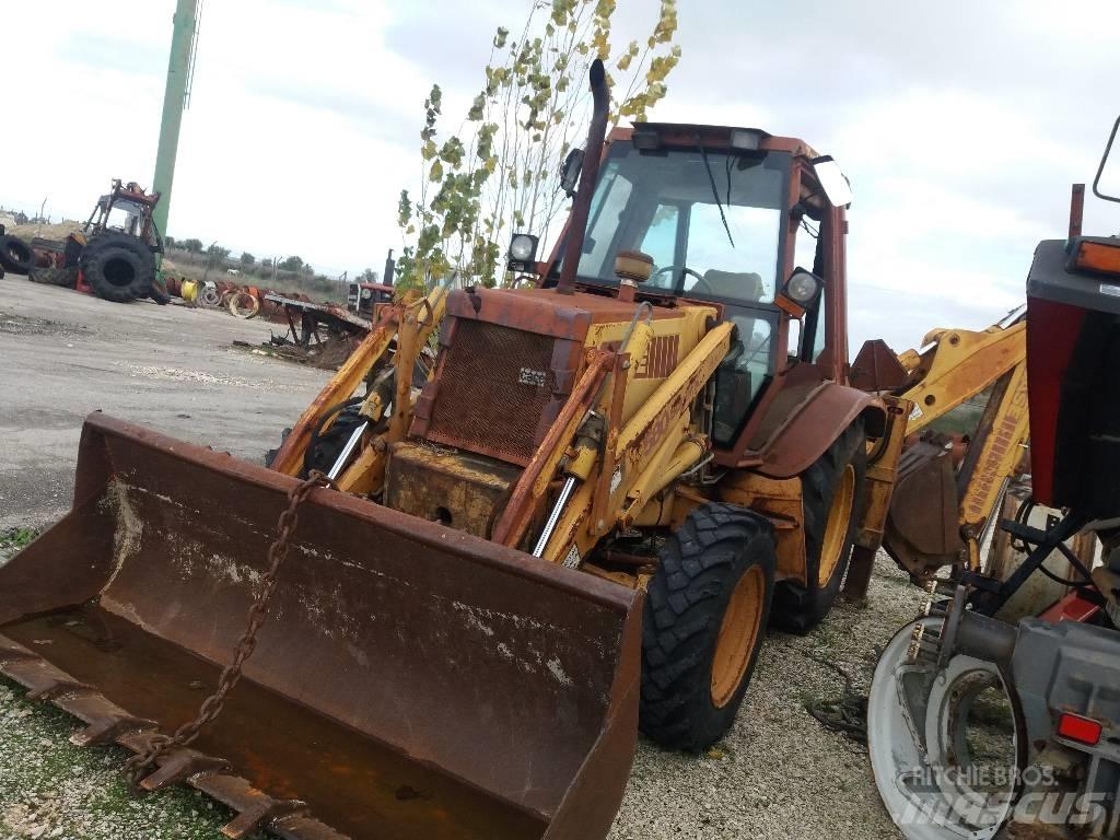 CASE 580 SK Kaivurikuormaajat