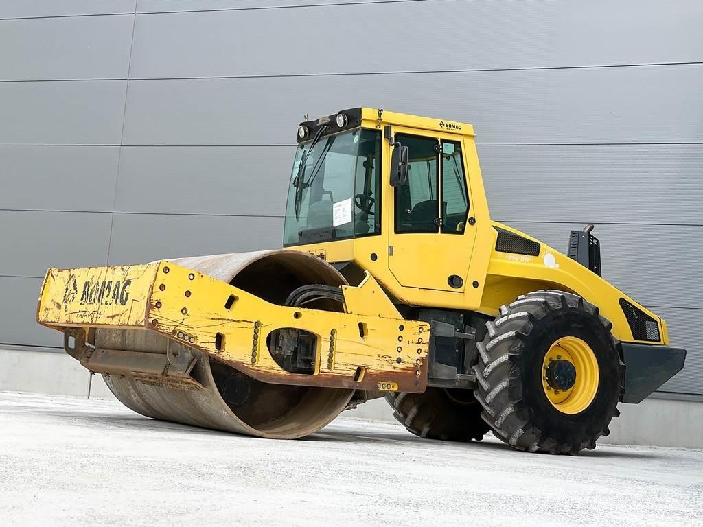 Bomag BW 216 DH-4i Yksivalssijyrät