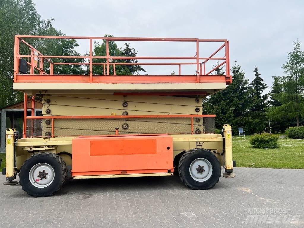 JLG 210-25 Saksilavat