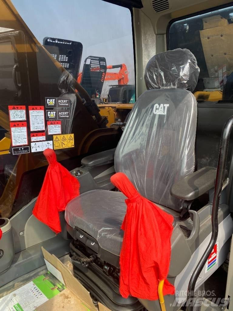 CAT 336D2 Telakaivukoneet