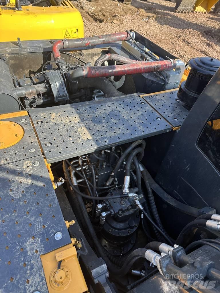 Hyundai Robex 215 Telakaivukoneet