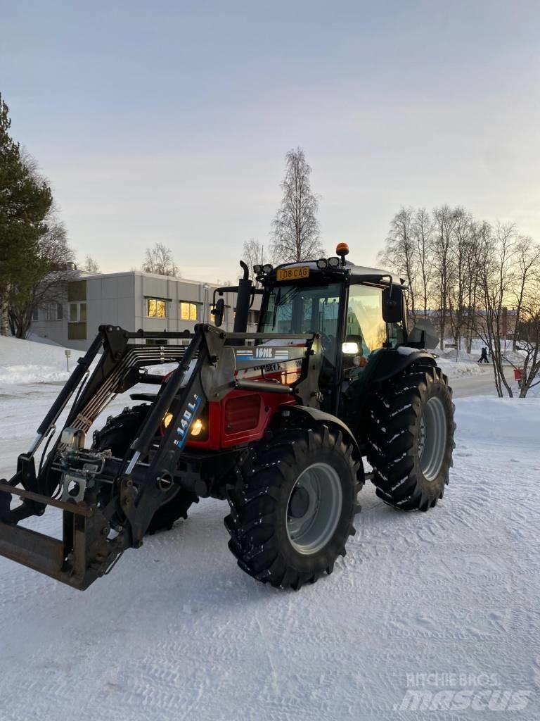 Massey Ferguson 4455 Traktorit