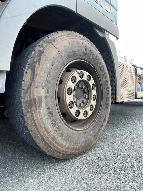 Scania R400 Koukkulava kuorma-autot