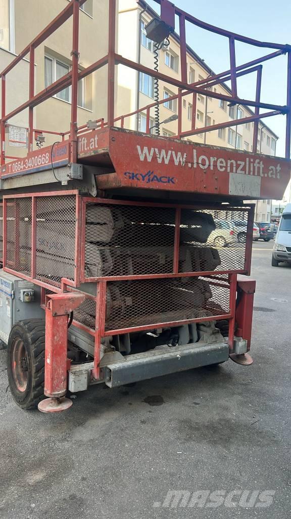 SkyJack SJ 9250 Rakennusnostimet