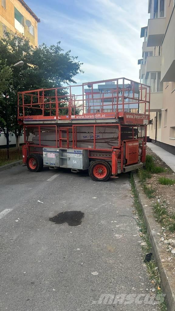 SkyJack SJ 9250 Rakennusnostimet