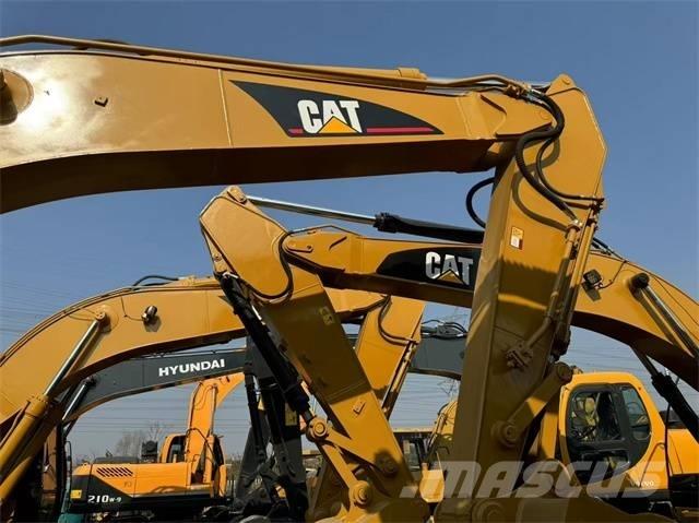 CAT 320 C L Telakaivukoneet