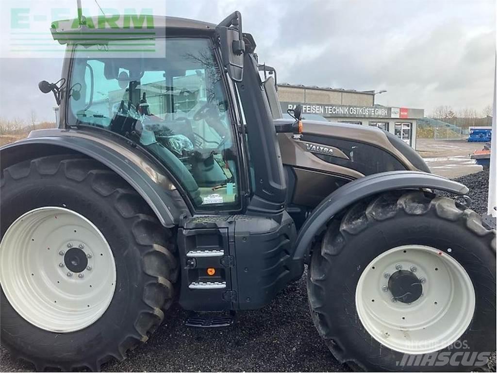 Valtra n175a Traktorit