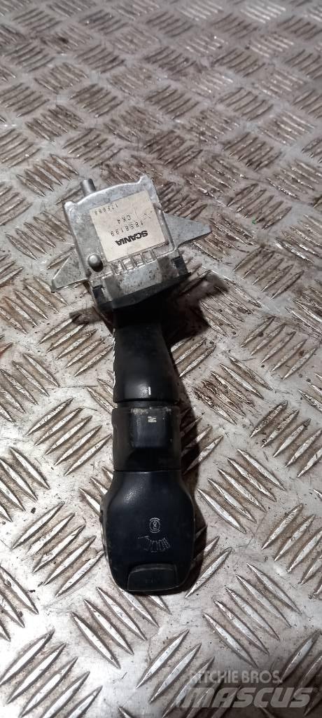 Scania R 440    1858199 Ohjaamot ja sisustat