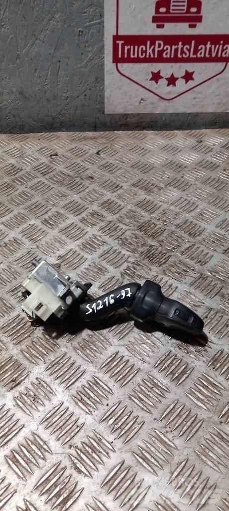 Scania R 440    1858199 Ohjaamot ja sisustat