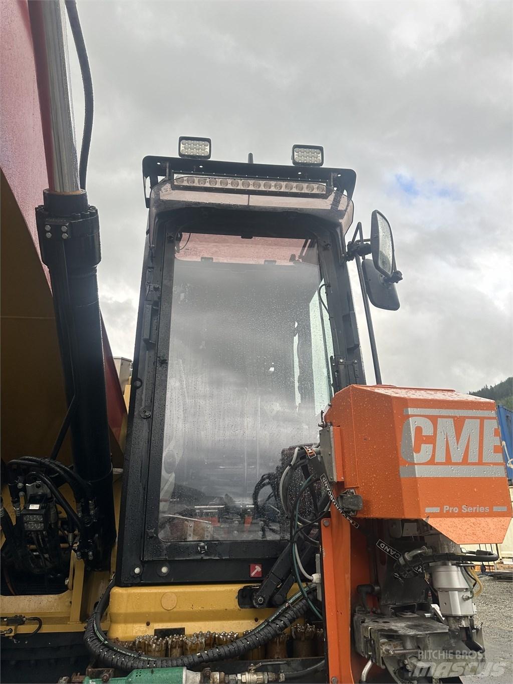 CAT 335 F L Avolouhintaporauslaitteet