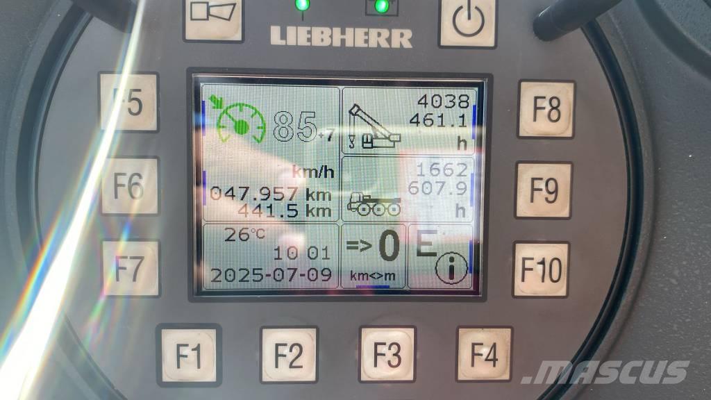 Liebherr LTM1120-4.1 Itsensä kokoavat nosturit
