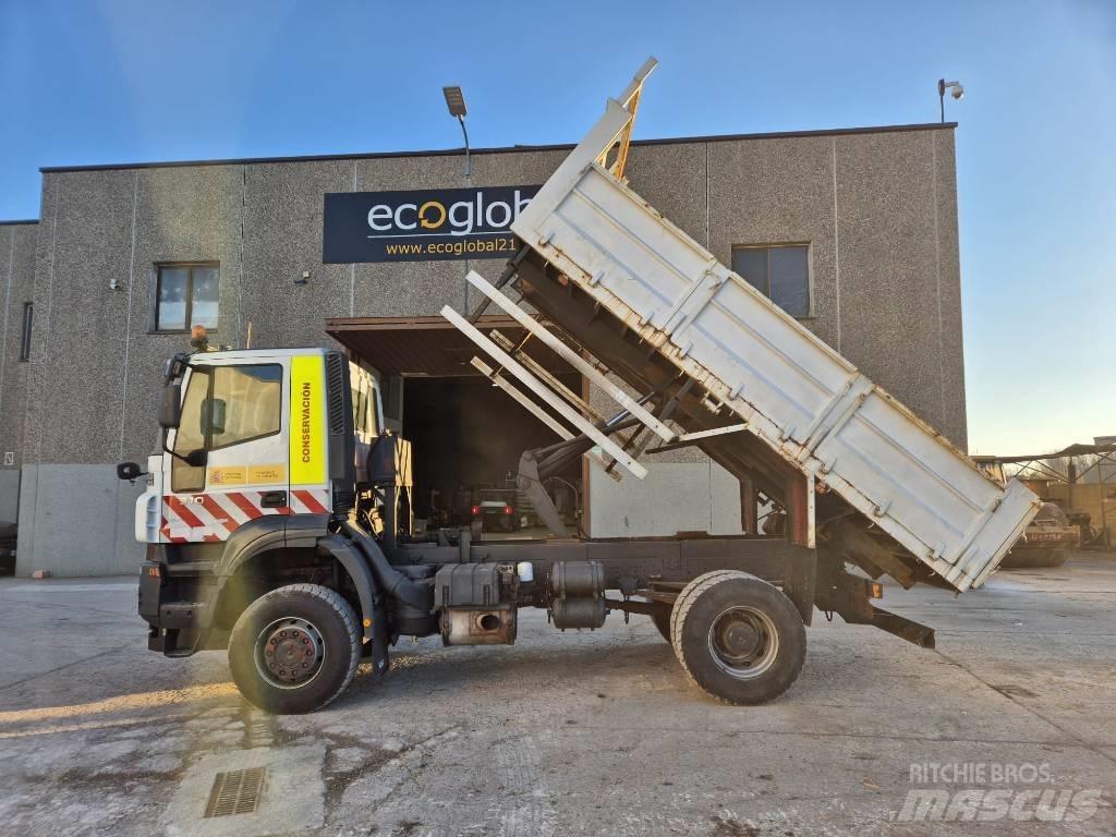 Iveco AD190T33W Sora- ja kippiautot