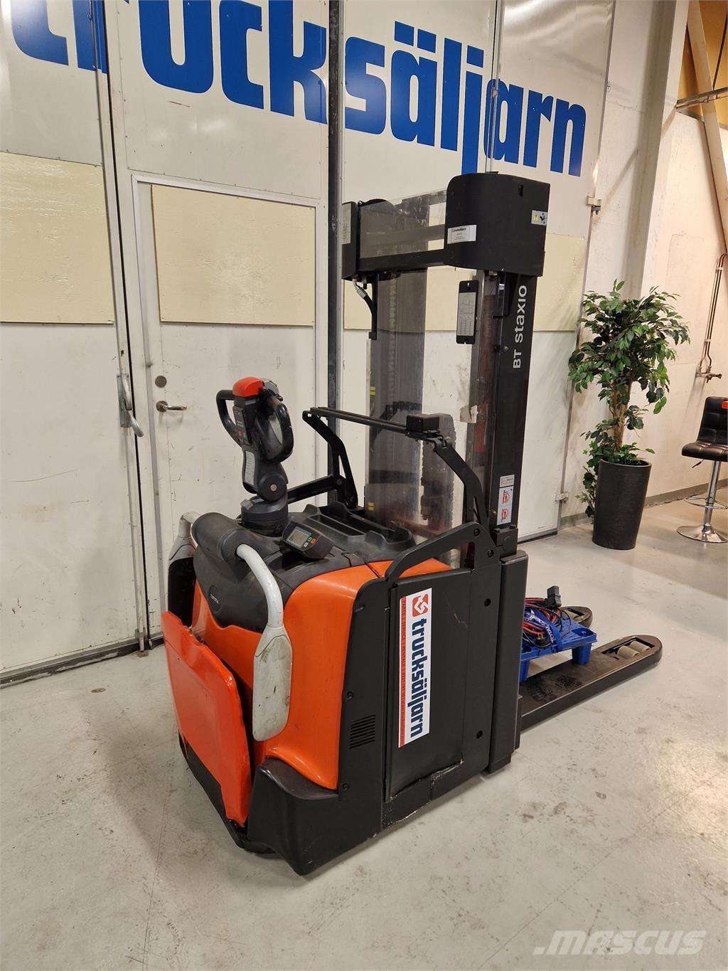 Toyota SPE160L Ajettavat pinoamisvaunut