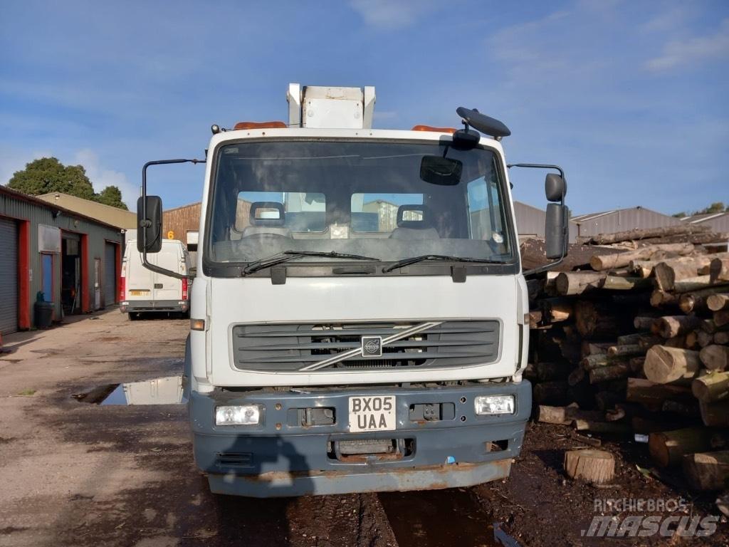 Wumag WT 350 Nostolava-autot