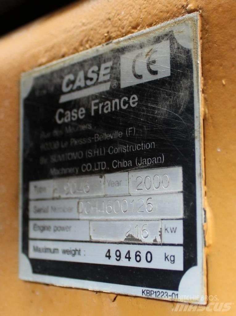 CASE 9046 Pitkävartiset kaivinkoneet