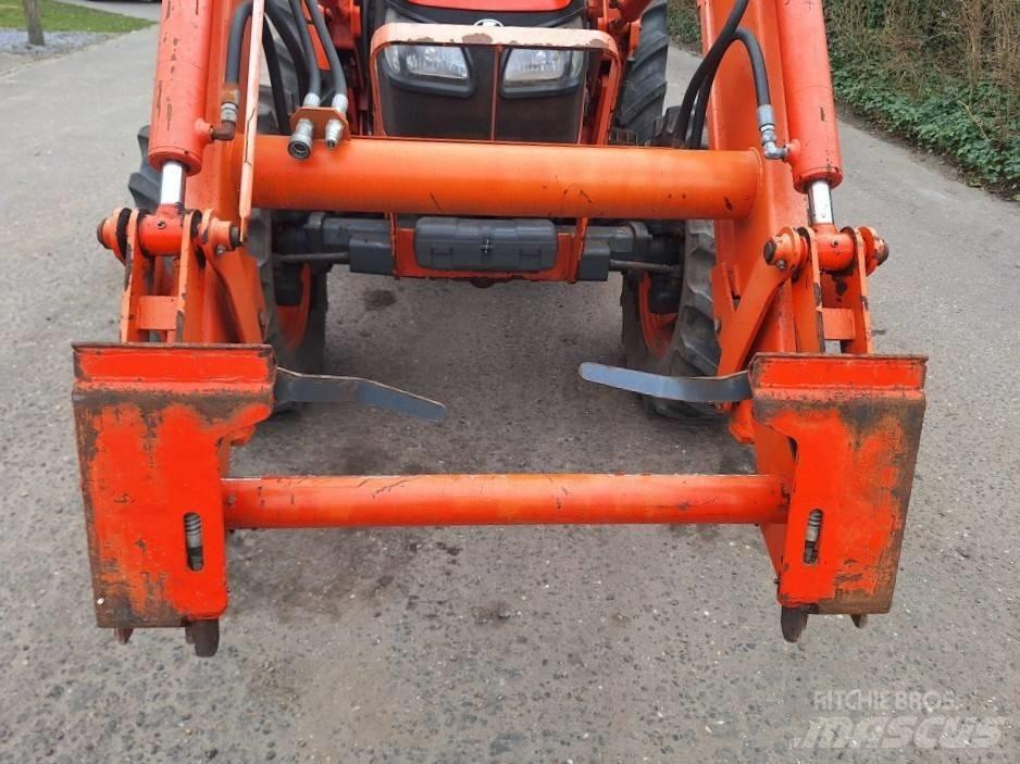 Kubota M9540 Traktorit