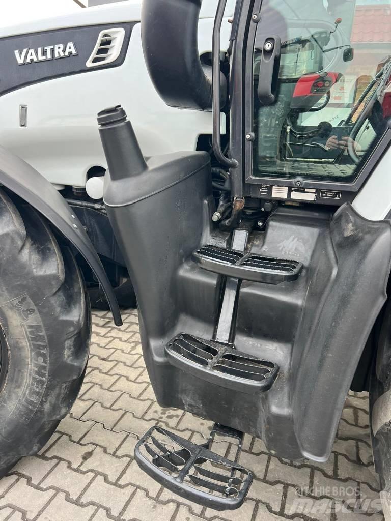 Valtra T 202 Versu Traktorit