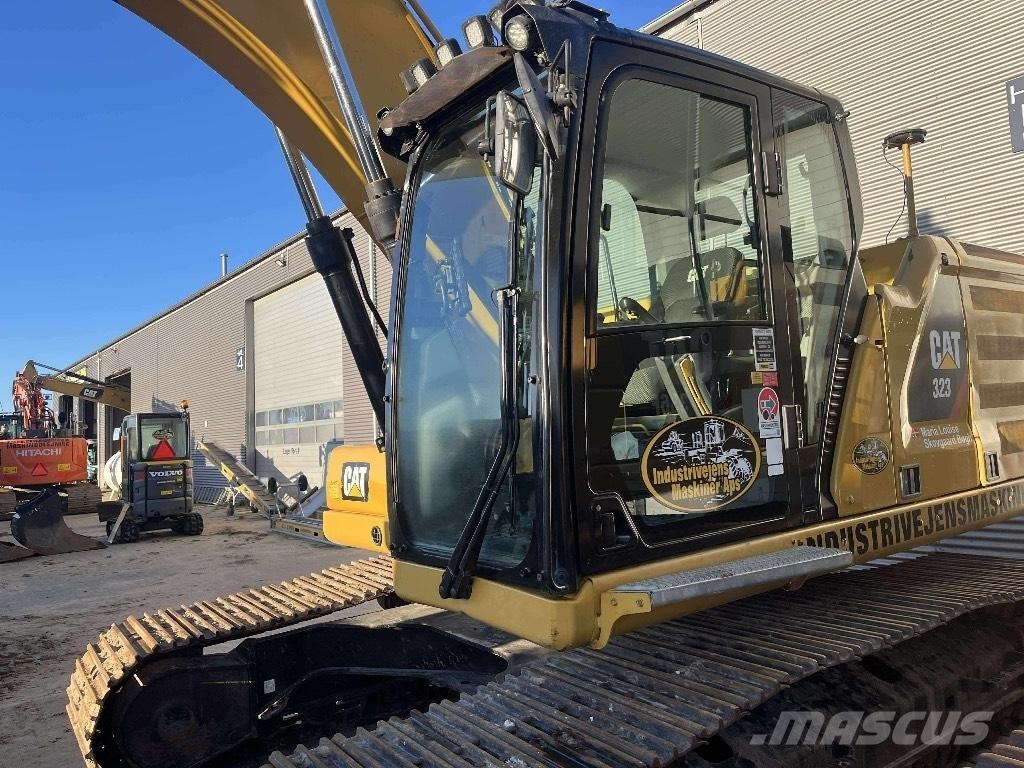 CAT 323 Nextgen Telakaivukoneet