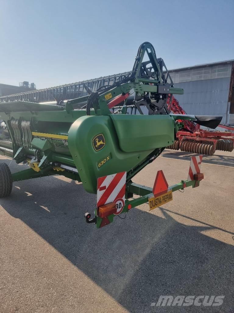John Deere T 670 i Leikkuupuimurit