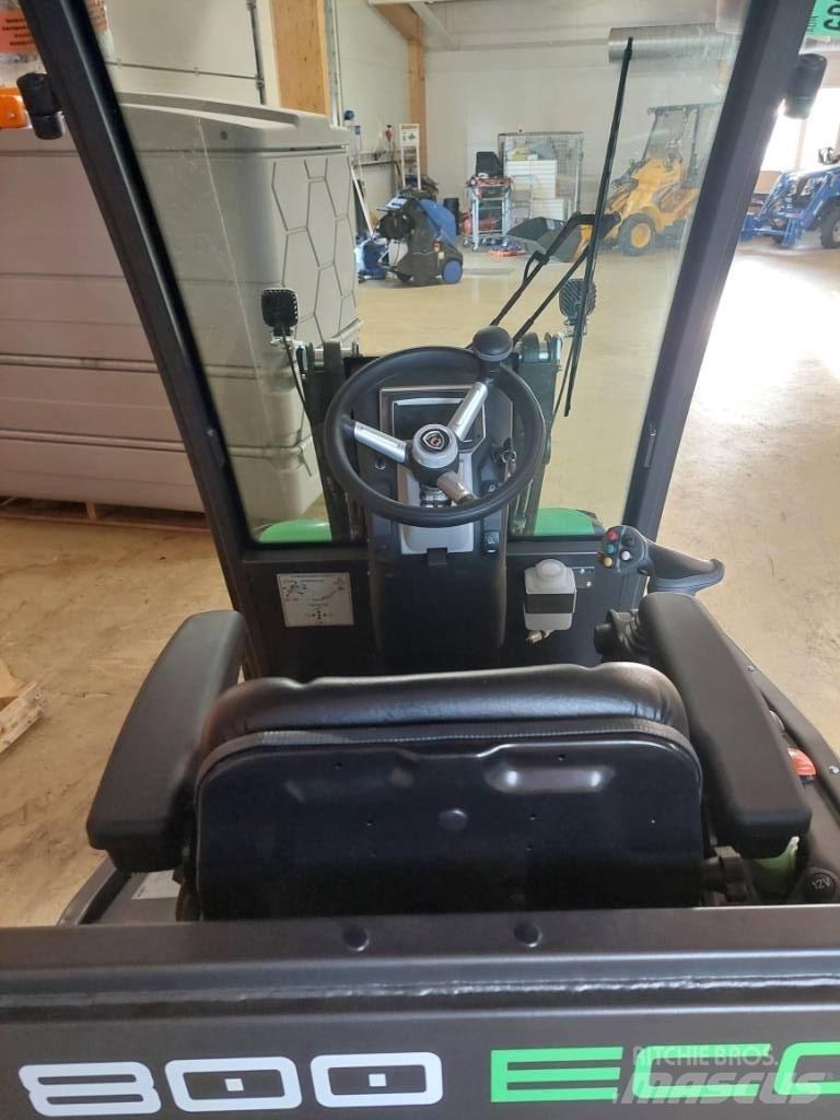 Castloaders 800 ECO Yleiskuormaajat