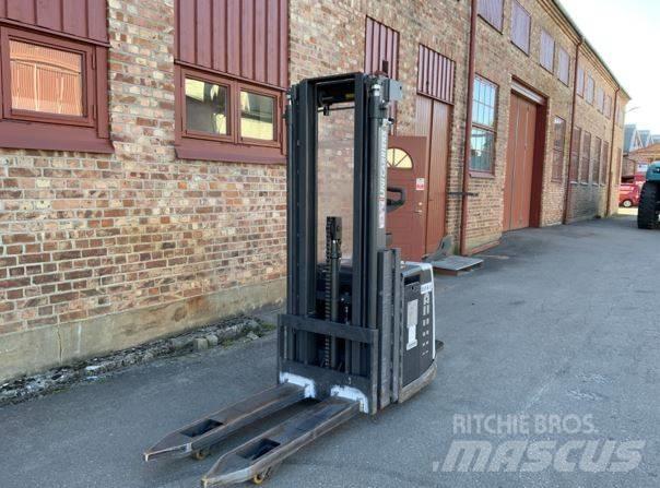 Atlet PSP Ajettavat pinoamisvaunut