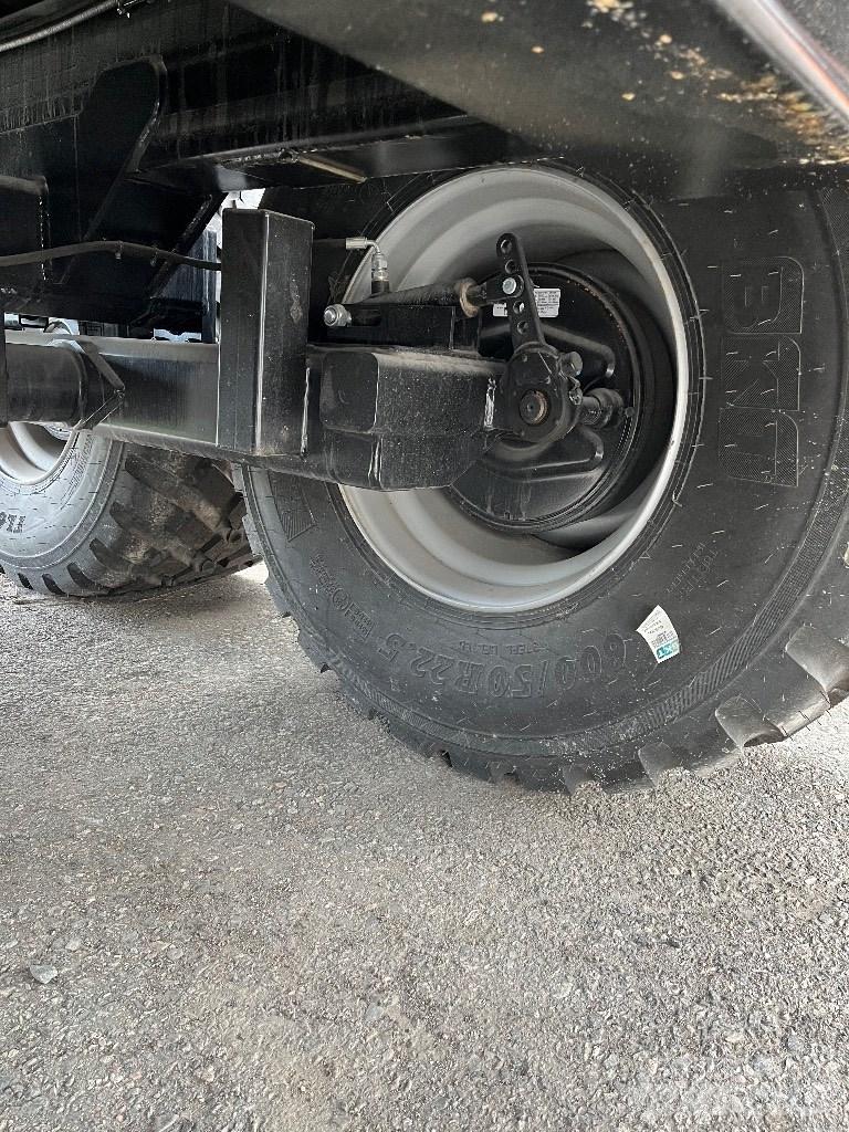 Palmse Trailer D1600 Nostolava täysperävaunut