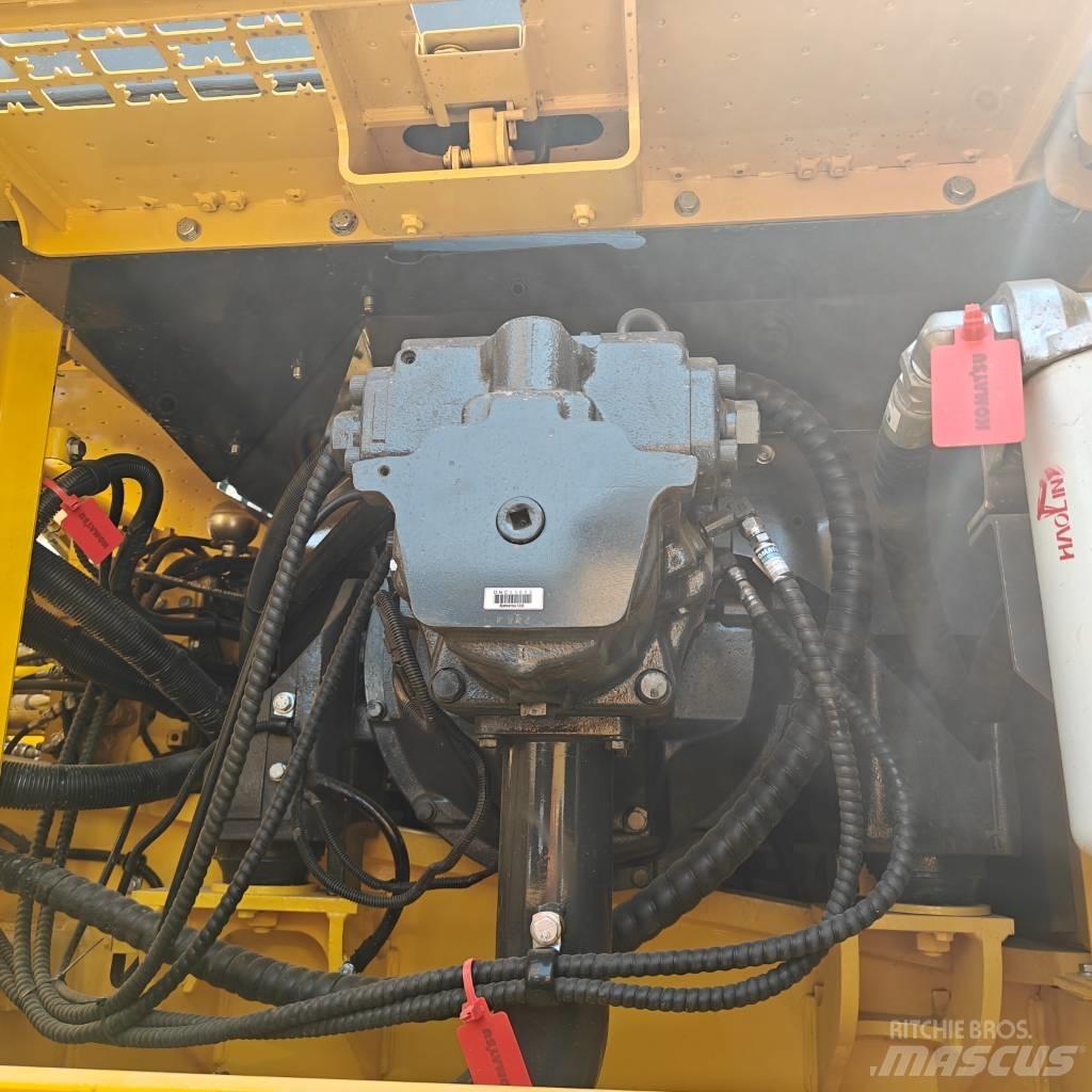 Komatsu 350-8 Telakaivukoneet