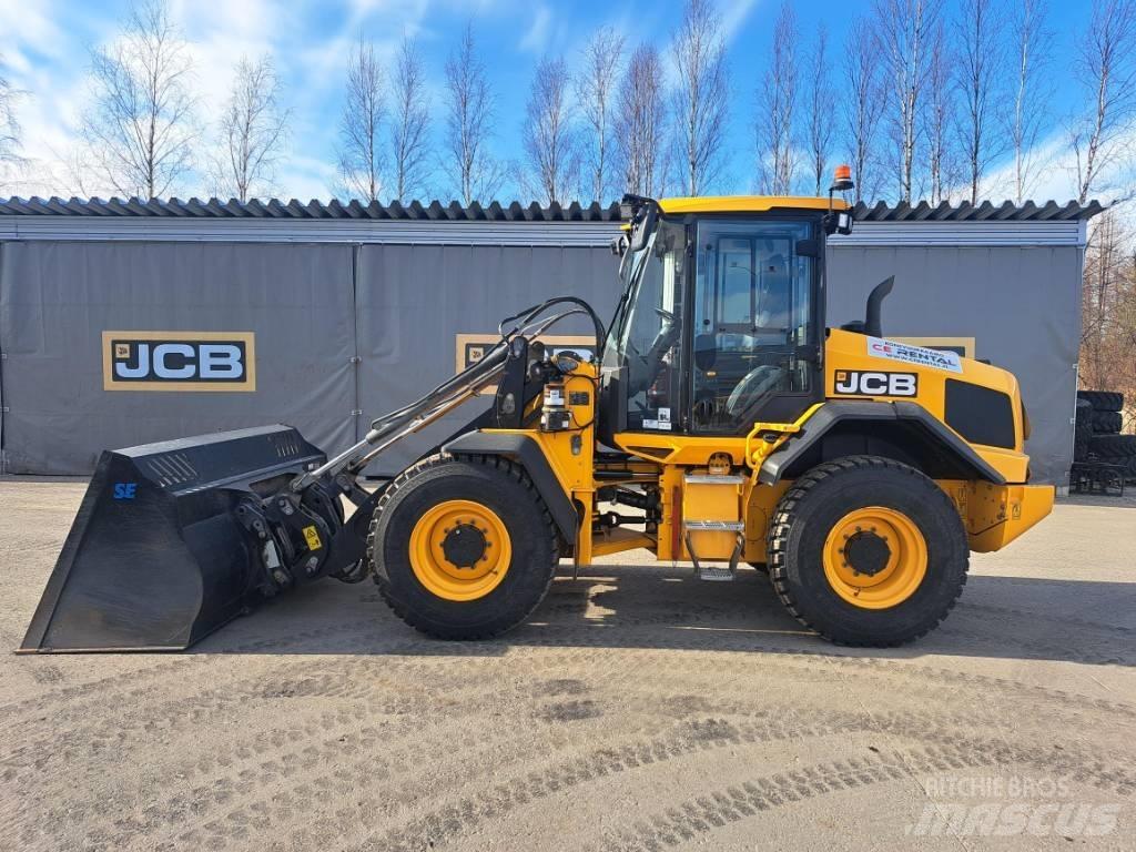 JCB 413 Pyöräkuormaajat